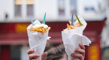 2015-03-Life-of-Pix-free-stock-photos-food-fries-street-food-sauce-forks-cornet-BXL-Sarah-Babineau